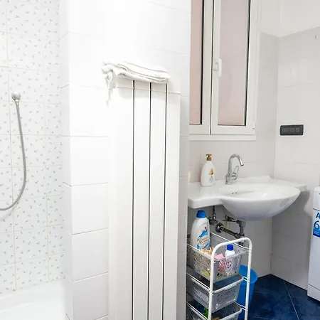 Apartment Lovingenoa House Genoa
