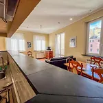 Lovingenoa House Apartment *