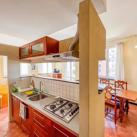 Διαμέρισμα Lovingenoa House *